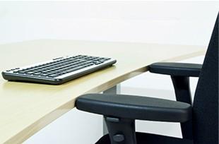 Roku balsti pie virsmas